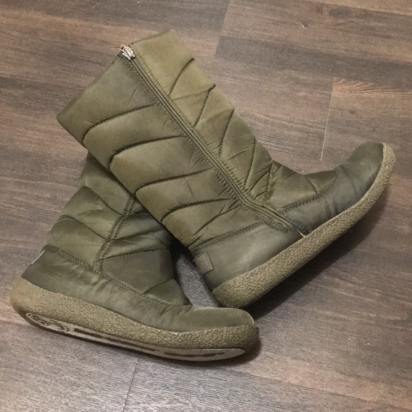 “Rocket dog” Green size 10 Womens, 12” Tall Nylon Winter Boots, Fleece Lined - Picture 2 of 8